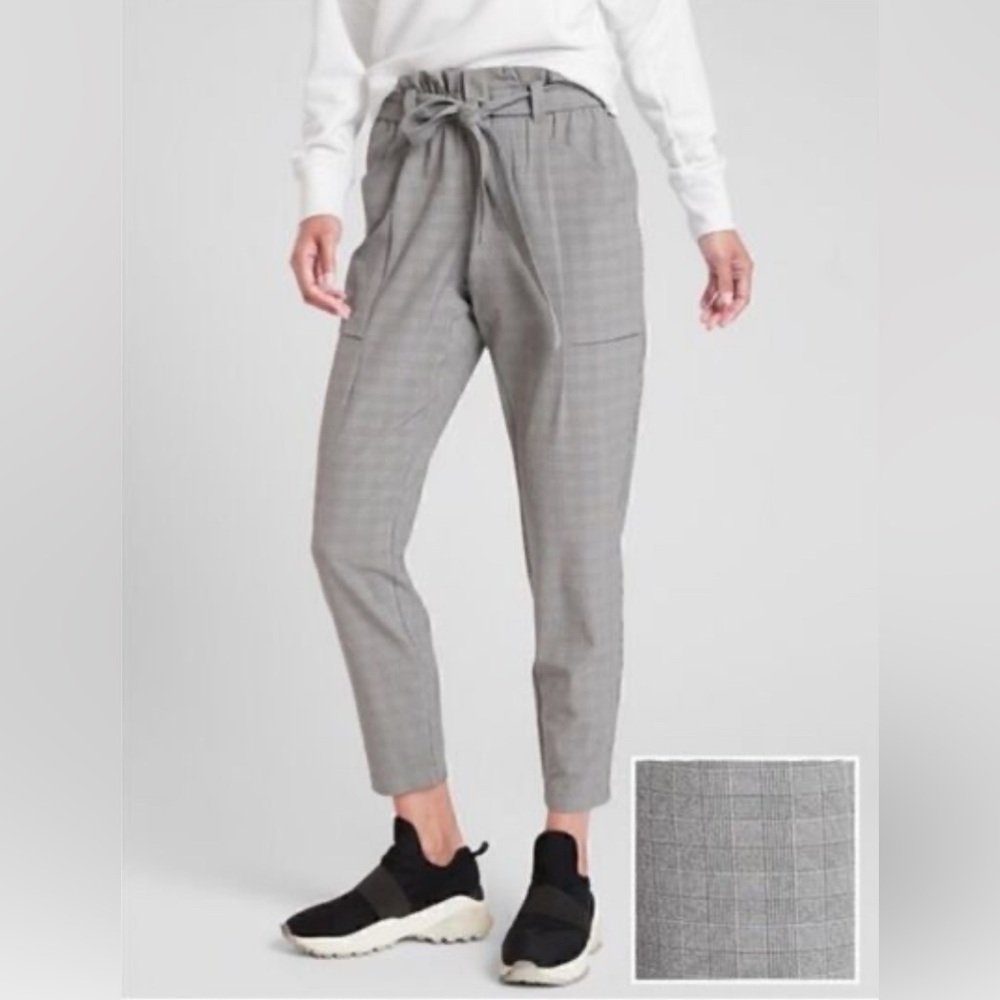 Athleta - Women’s Plaid Belted Paper Bag Skyline Pant - Size 6 - Gray & Black‎